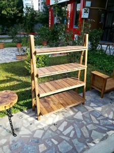 Ahşap Piramit Raf - Wts24