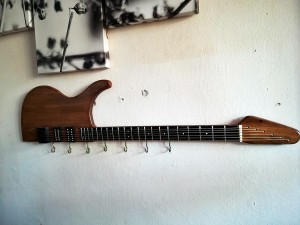 Gitar Tasarım Askılık - Ceviz - RTL16-3 - 4